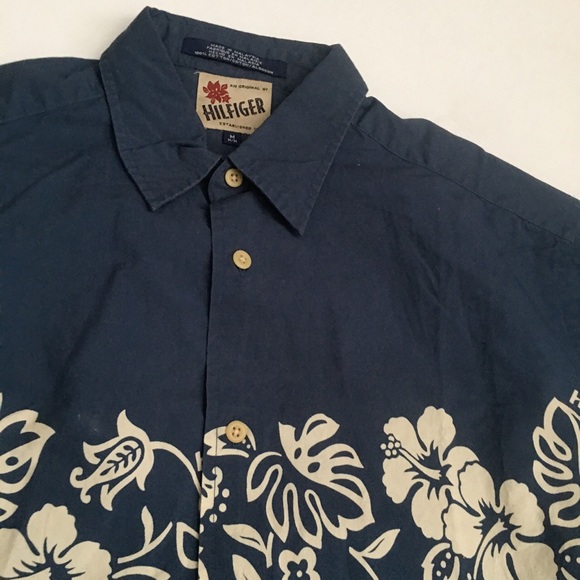 Hilfiger mens hibiscus flowers Hawaiian button up - Picture 2 of 8